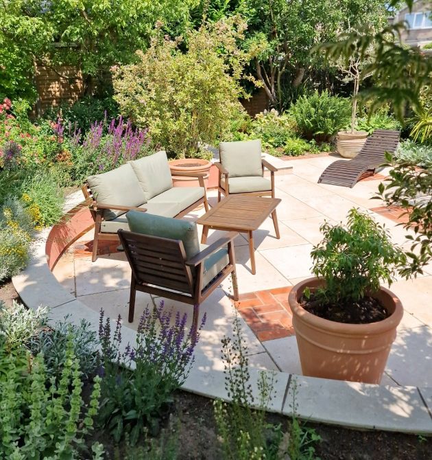 sunken Mediterranean patio design